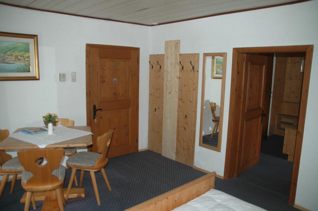 Romantikhaus Hufschmiede Hotel Engelhartszell Exterior foto