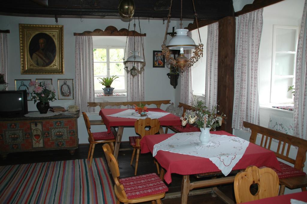 Romantikhaus Hufschmiede Hotel Engelhartszell Exterior foto